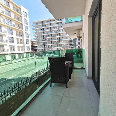 Apartment Alma Distrikt Mamaia